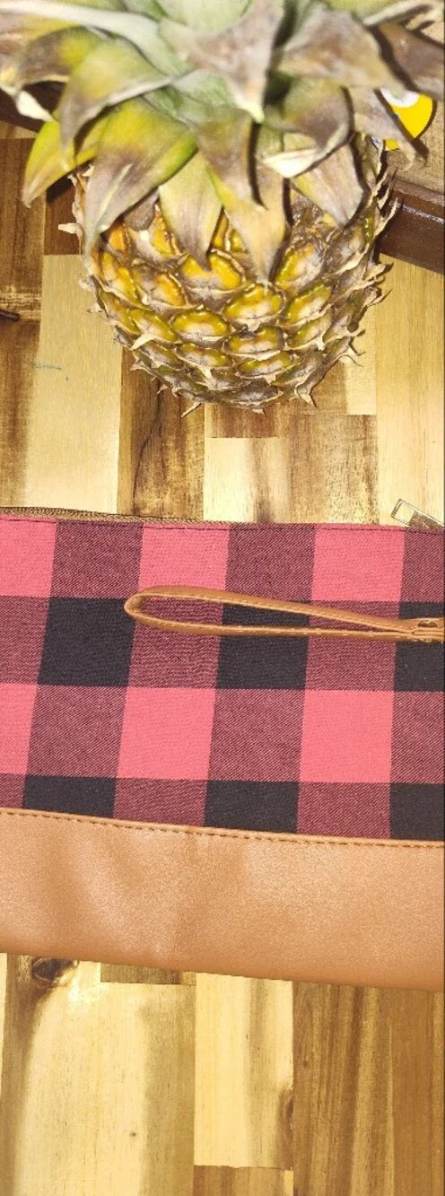 Women’s Red and Black Plaid Wristlet Clutch